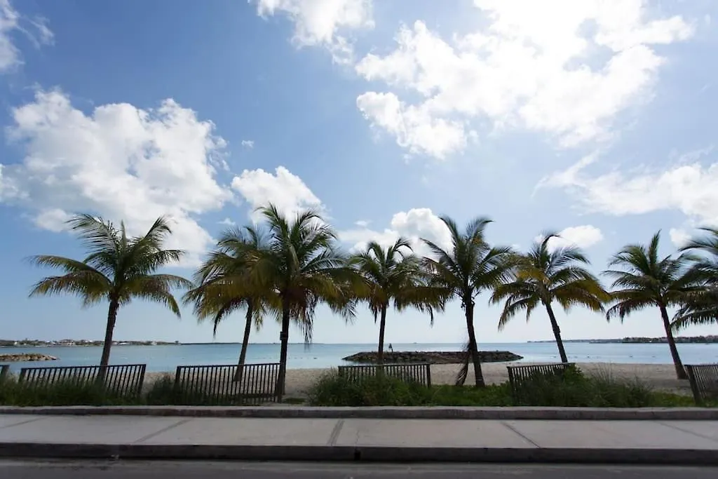Holiday home Tangerine Sunsets Fairchild Villa Nassau Bahamas